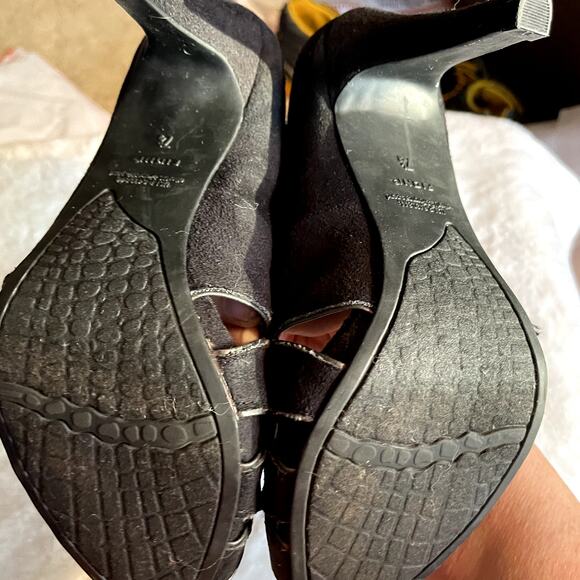 Fioni Size 7.5 heel 4" platform .5" Black soft peep toe - Picture 5 of 11